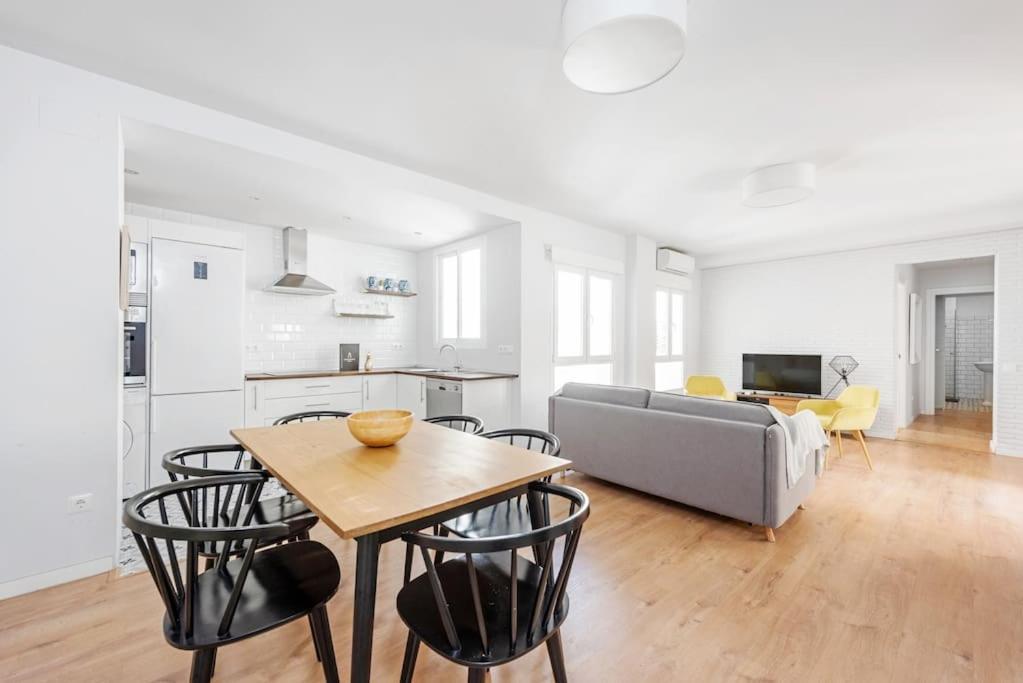 Grand T4 Andalou En Plein Centre De Malaga Ideal Familles Екстер'єр фото