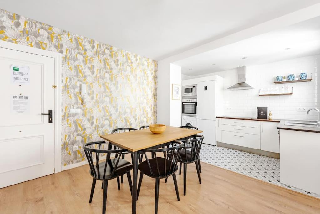 Grand T4 Andalou En Plein Centre De Malaga Ideal Familles Екстер'єр фото